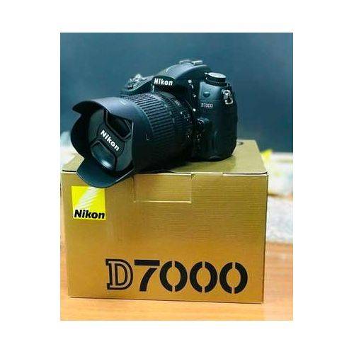 NIKON Professional Digital DSLR Camera D7000 18-55mm Lens (DAME) - Black