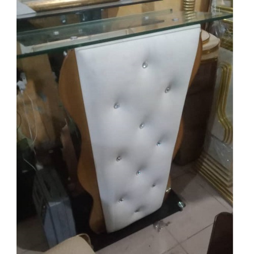 PLAIN GLASS TOP PULPIT & WHITE FRONT COVER (1530)