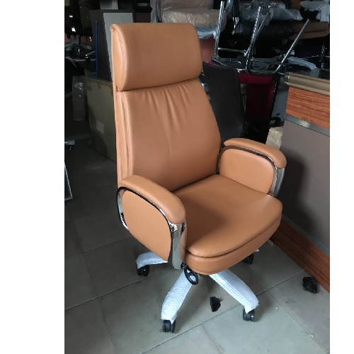 QUALITY DESIGNED BROWN EXECUTIVE OFFICE CHAIR - AVAILABLE (NOFU)