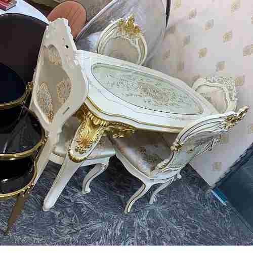 QUALITY DESIGNED BLACK & GOLD ANIMAL LEG DINING SET - AVAILABLE (SOFU)