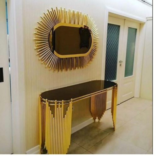 QUALITY DESIGNED GOLD SIDE TABLE & WALL MIRROR -AVAILABLE (ZIDFU)