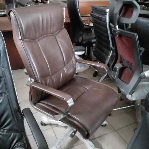 QUALITY DESIGNED EXECUTIVE OFFICE BROWN CHAIR (HAFUR)