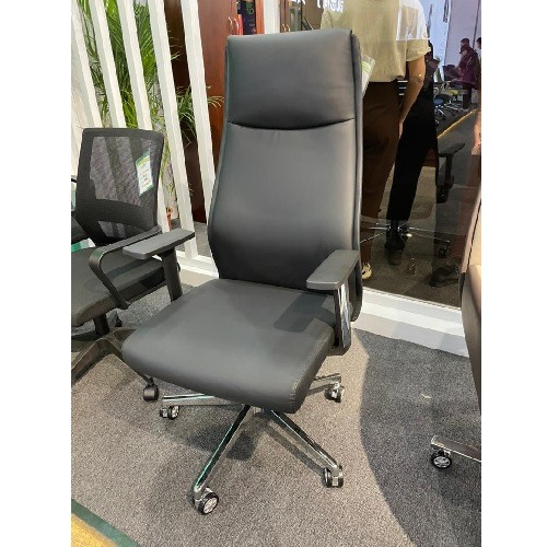 QUALITY GREY EXECUTIVE OFFICE CHAIR - AVAILABLE (MOBIN)