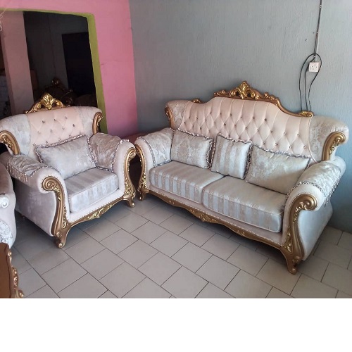 QUALITY DESIGNED ROYAL GOLD & WHITE 7 SEATERS SOFA CHAIRS ONLY _ AVAILABLE (LEWO)