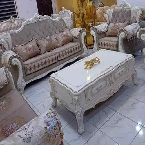 QUALITY DESIGNED ROYAL CREAM & LIGHT BROWN 7 SEATERS SOFA CHAIRS ONLY _ AVAILABLE (LEWO)