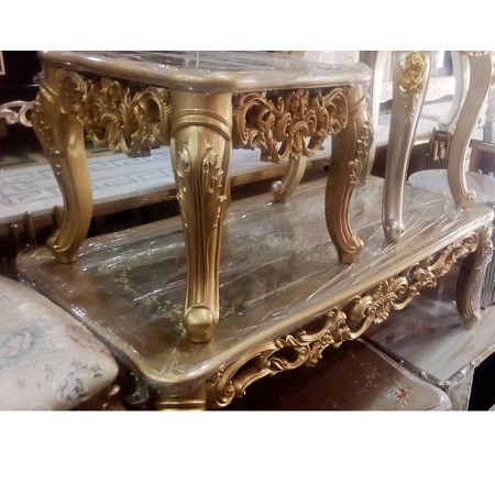 ROYAL GOLDEN CENTER TABLE AND SIDE STOOLS (EMFU)