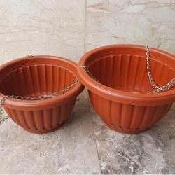 DARK ORANGE ROUND HANGING PLASTIC POTS (PEGLO)