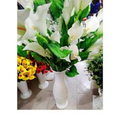 WHITE ROUND BASED FLOWER POT WITH GREEN & WHITE FLOWERS (IWSL)